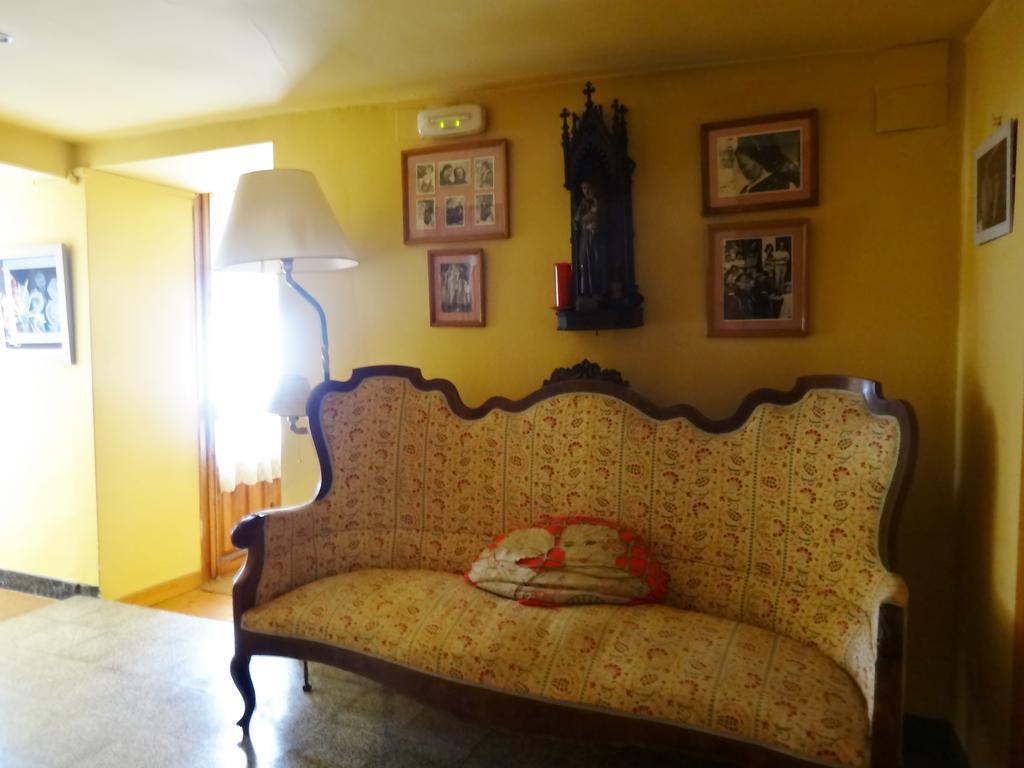 Hostal Casa Laplaza Hotel ซาน ฮวน เด แปลน ภายนอก รูปภาพ